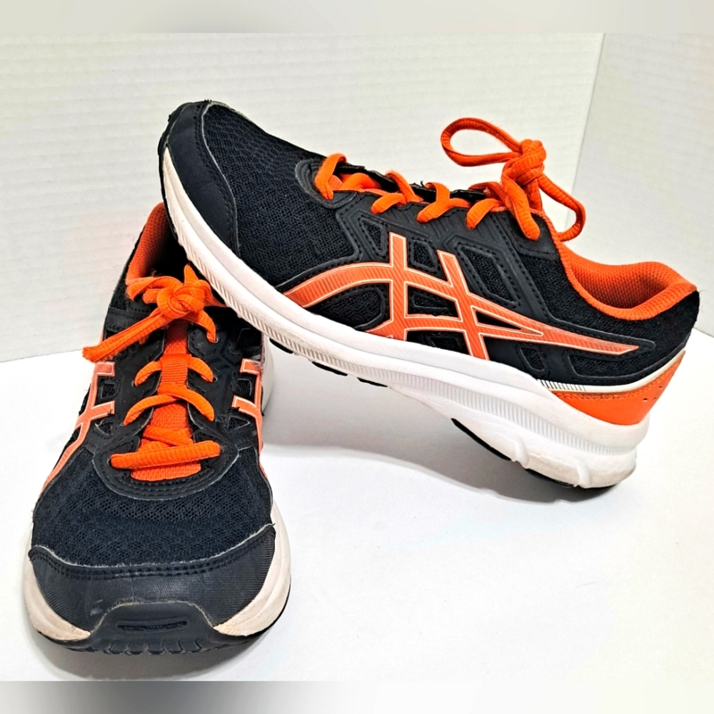 ASICS Kids' Jolt 3 Running Shoes Black and Orange Sneakers Unisex Size 4.5 Youth